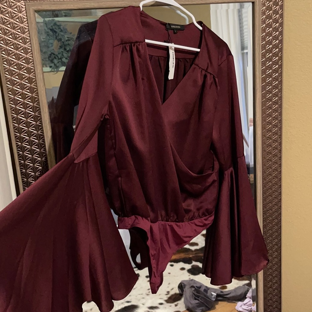 Bell sleeve bodysuit